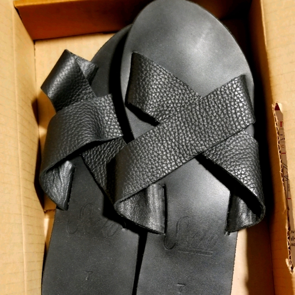 Sseko Black Slides